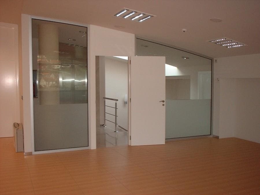 MJV - Edificio industrial y de oficinas en Polígono POCOMACO (A Coruña)